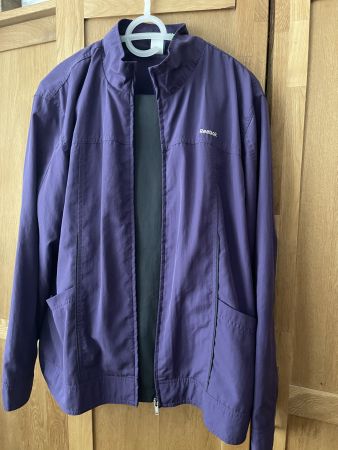 Trainingsanzug von Reebok, Grösse XL