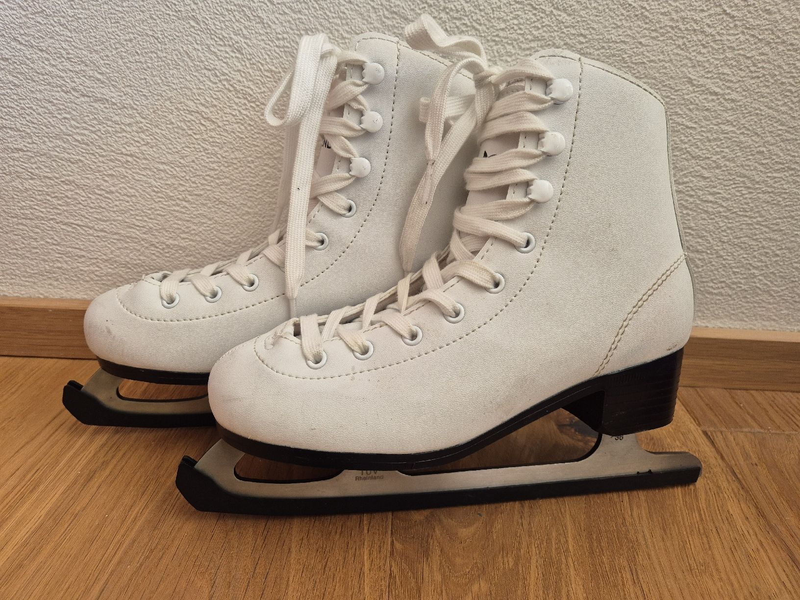 Schlittschuhe: Schlittschuhe Extend 35/36 – Gebraucht aus Zizers von .sternli. 4