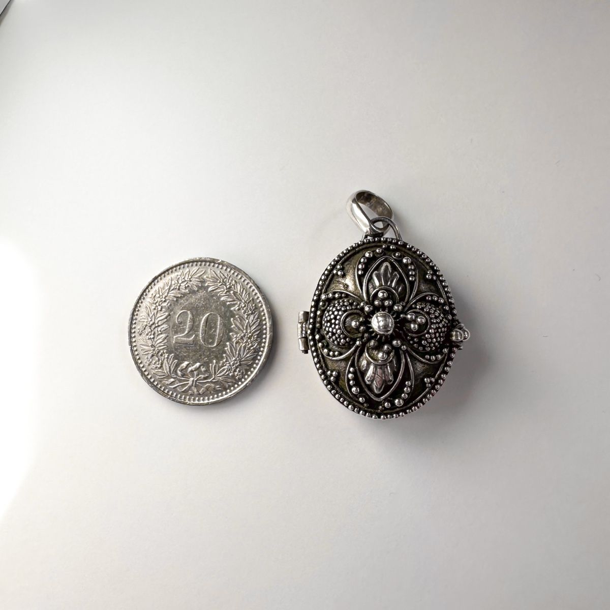 Ciondoli: Aufklappbares Amulett aus 925 Silber – Nuovo (secondo la descrizione) da Unterstammheim venduto da joh_cl5s