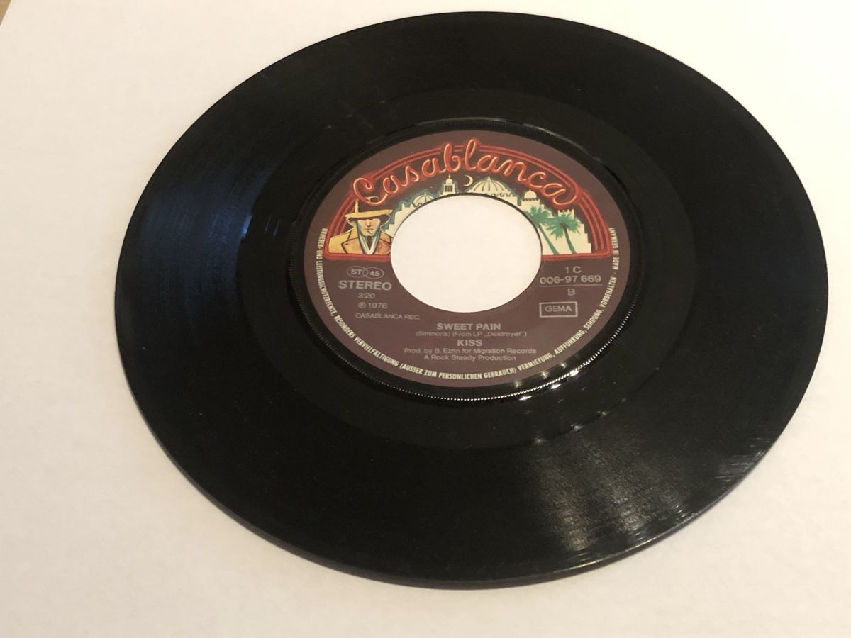 Dischi in vinile: KISS. 1976. Shout It Out Loud – Usato da Faulensee venduto da Mizuno06 3