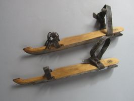 Antike Schlittschuhe, Holz, Leder, ca. 1920er, Rarität!