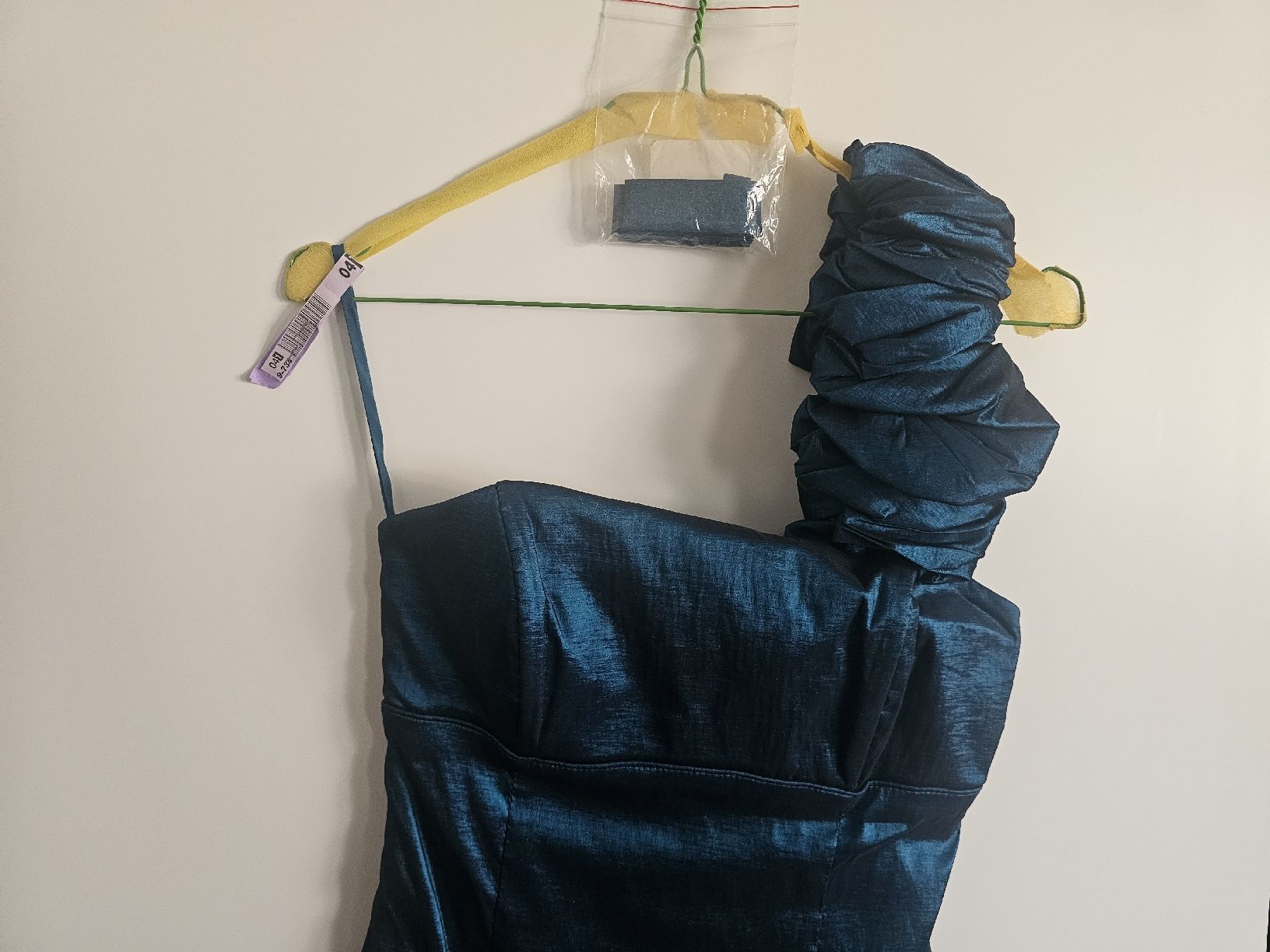 Robes: Abendkleid blau Grösse 38 neuwertig – Neuf (Voir description) à Alpnach Dorf par kar_7try 1