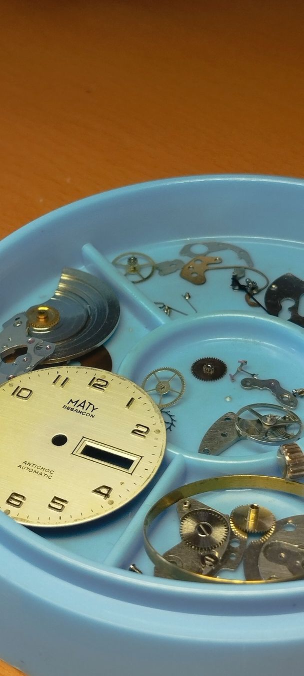 Orologi: montre Maty Besançon automatique – Usato da La Chaux-de-Fonds venduto da jac_9llg 8