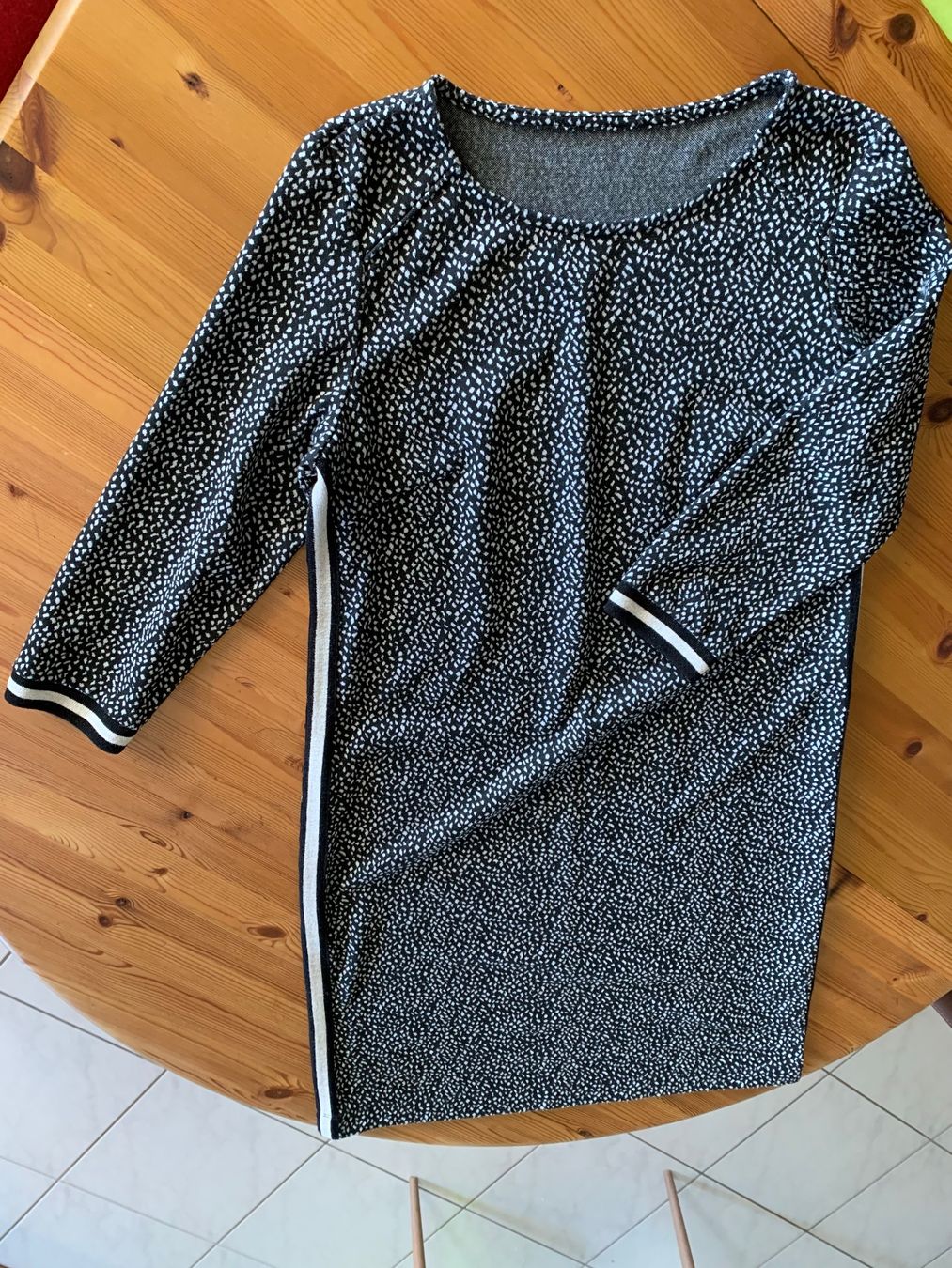 Vestiti: Kleid – Usato da Taegerig venduto da kat_t8hk