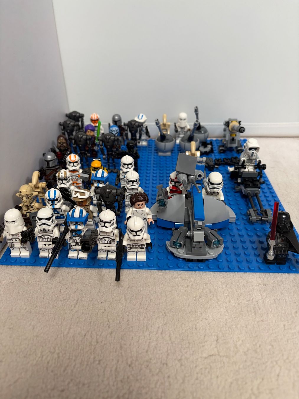 Lego Giocattoli: Lego Star Wars Figuren Set ab 1.- – Usato da Binz venduto da Labruyere