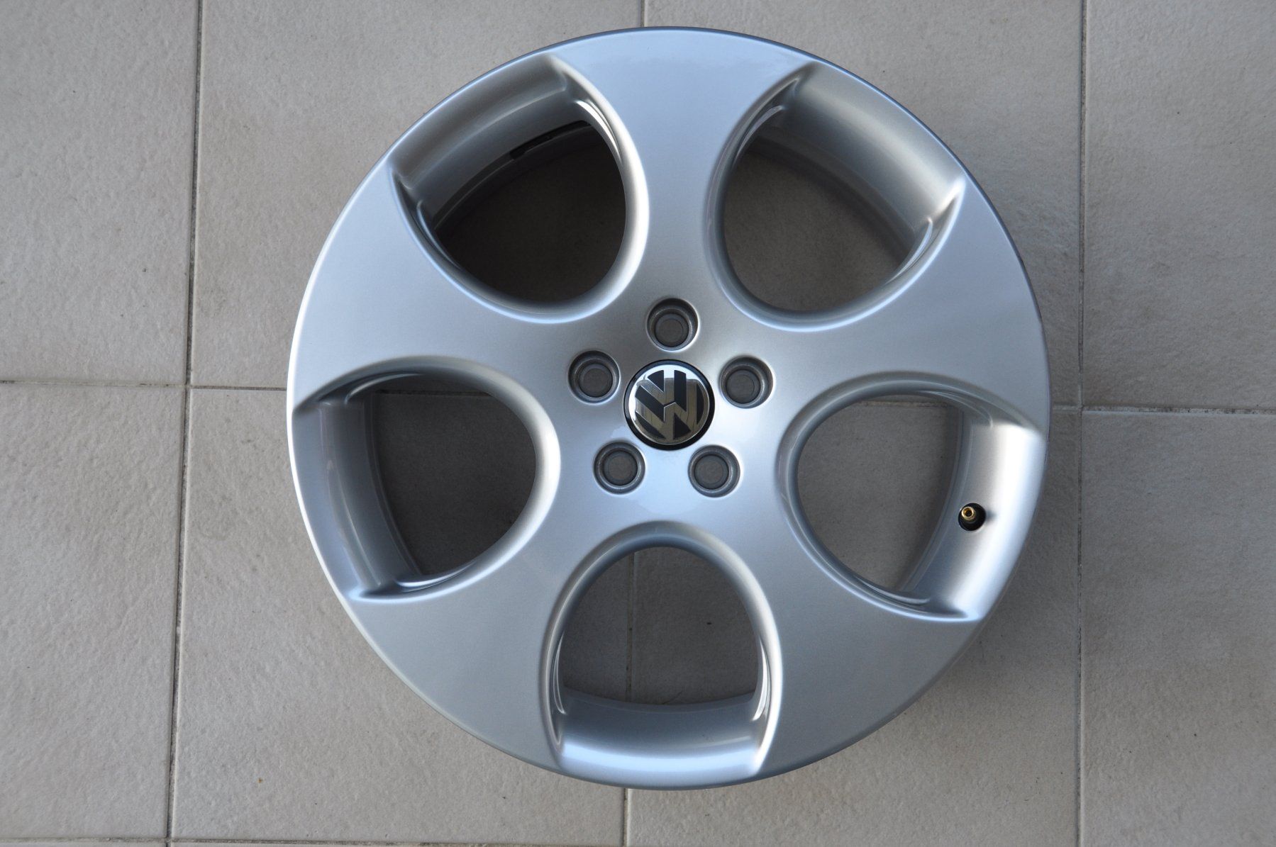 VW Automobili: VW Polo GTI 2010 – Usato da St-Prex venduto da SoLu21 5