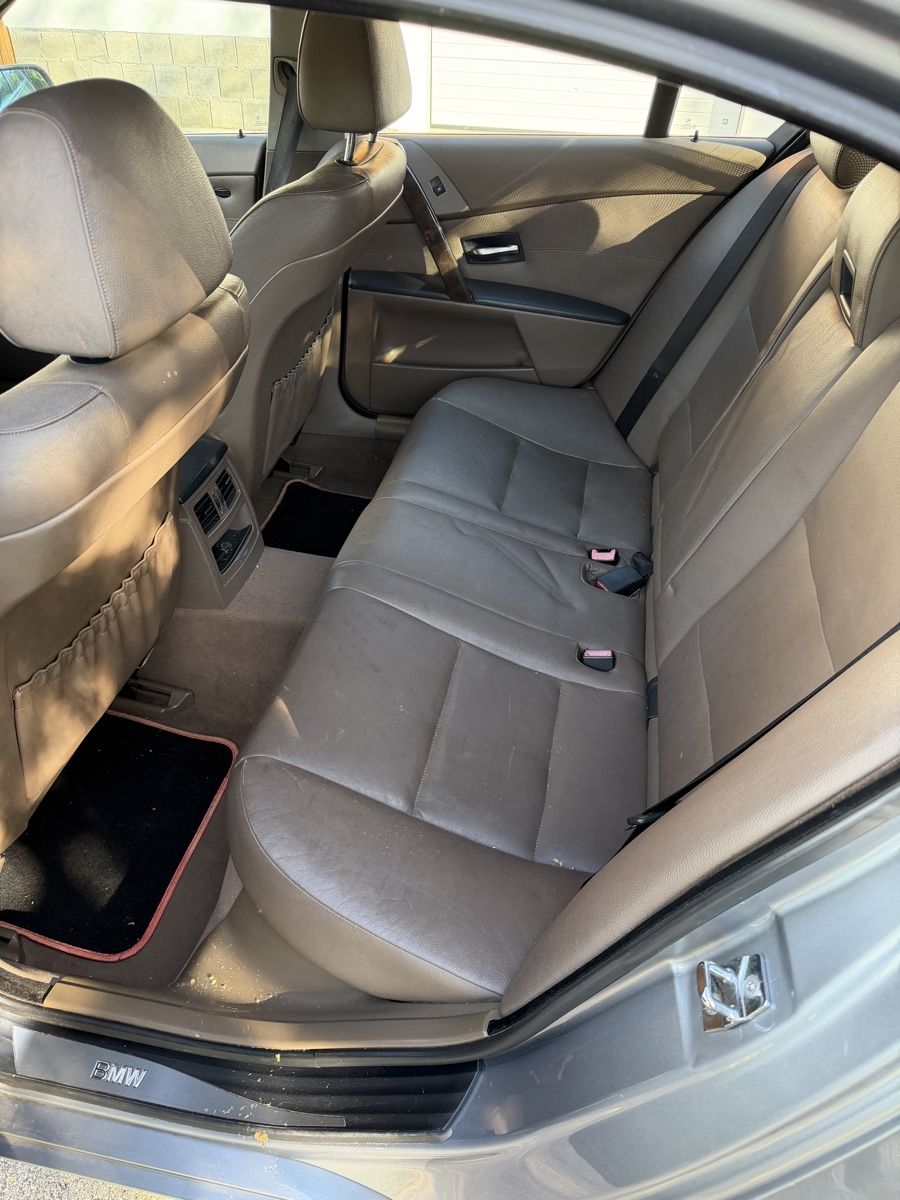 BMW Toutes les pièces auto: Schlachte BMW 530d e60 – D'occasion à Bischofszell par DinKar 4