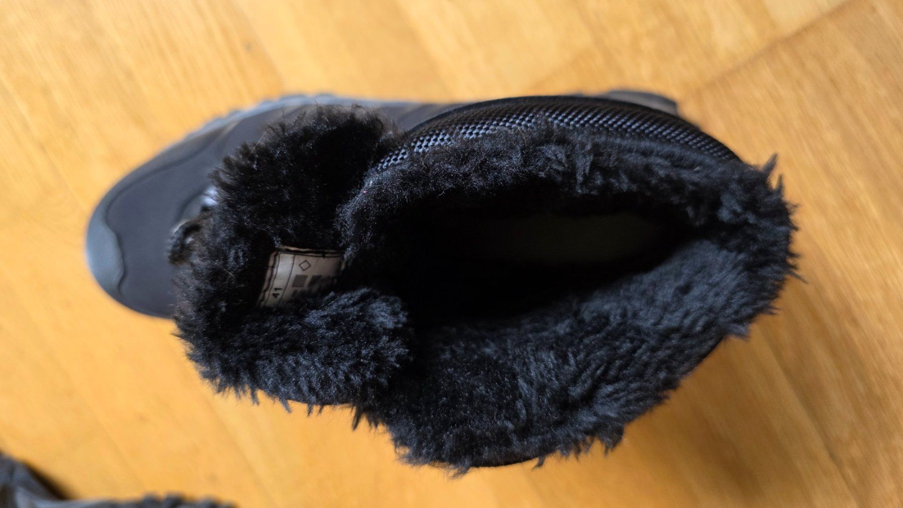 Scarpe da donna: Schuhe Out Door Grösse 41 – Usato da Dübendorf venduto da Jolenia 3