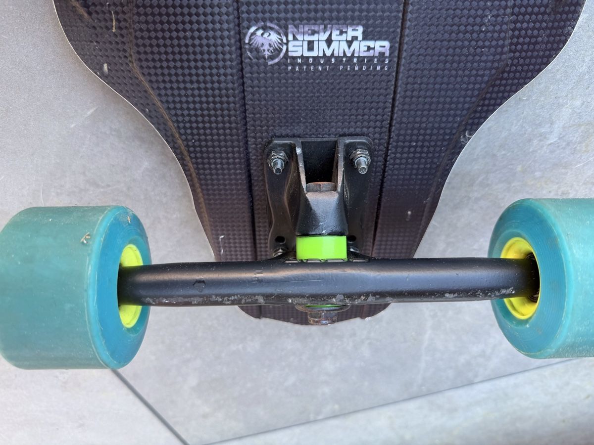 Skateboards: Never Summer Longboard Status – Usato da Frauenfeld venduto da mvd_68dv