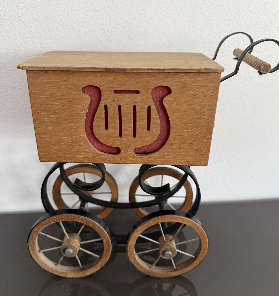 Vintage Strumenti musicali: Kleine Drehorgel  – Usato da Pfeffikon LU venduto da pepino17 8