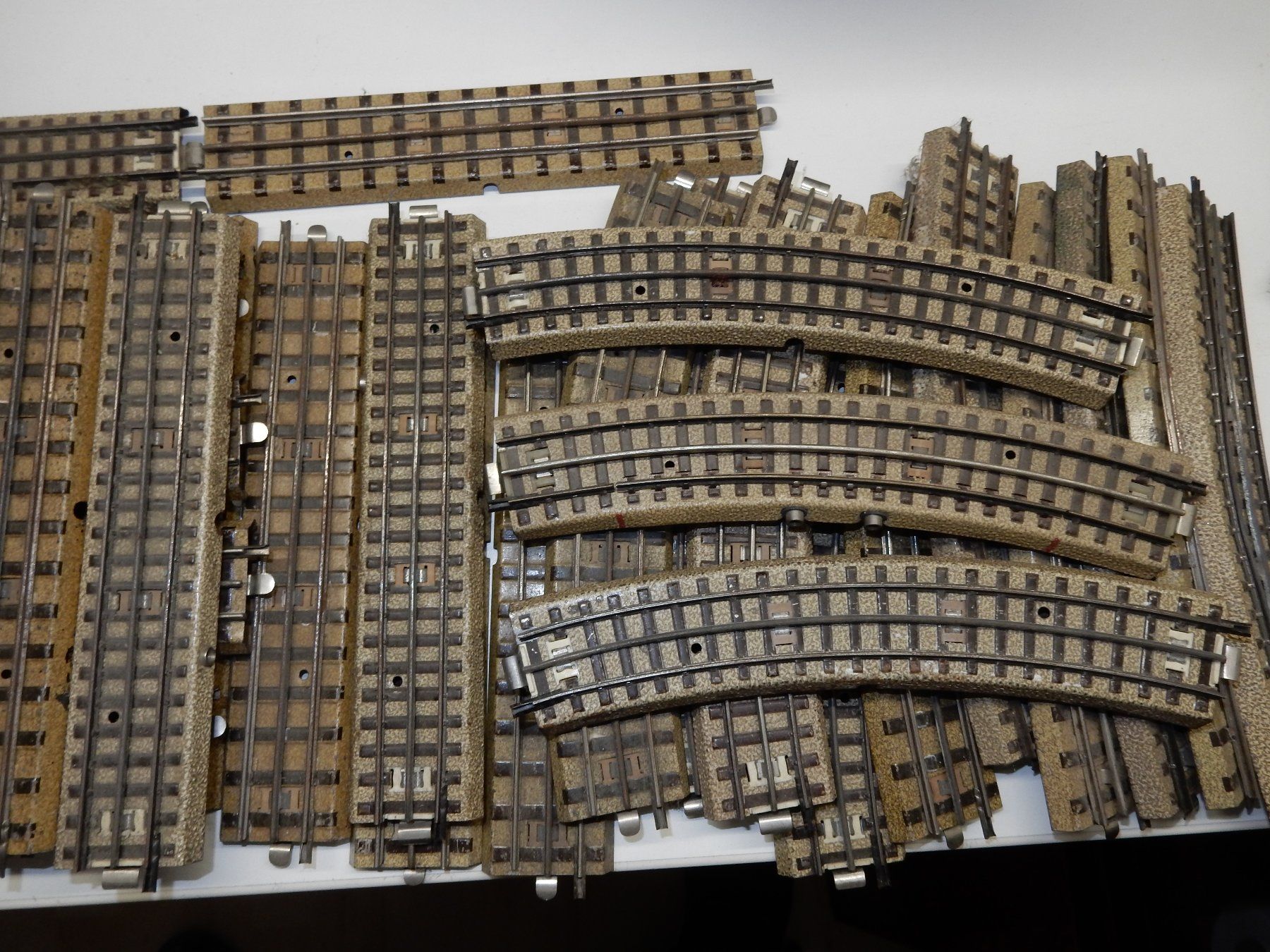 Märklin Modellini di ferrovie: 1 Lot M-Gleise Märklin – Usato da Steffisburg venduto da Sorbas 2