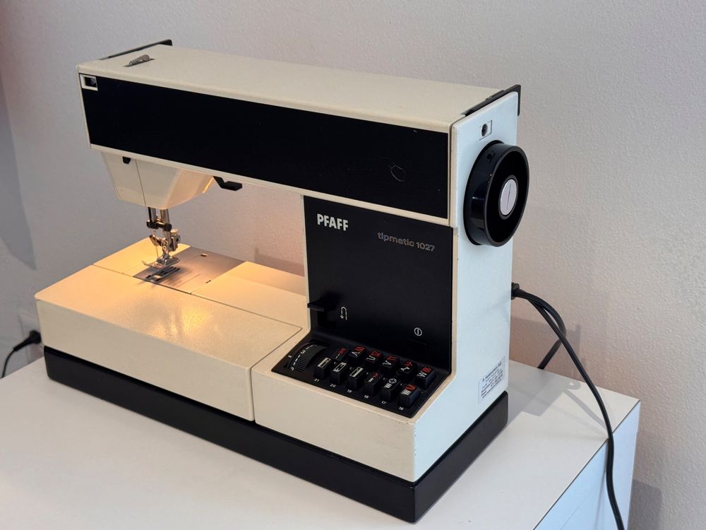 Pfaff tipmatic 1027 Nähmaschine (Gebraucht) in Wängi für CHF 153 – nur ...