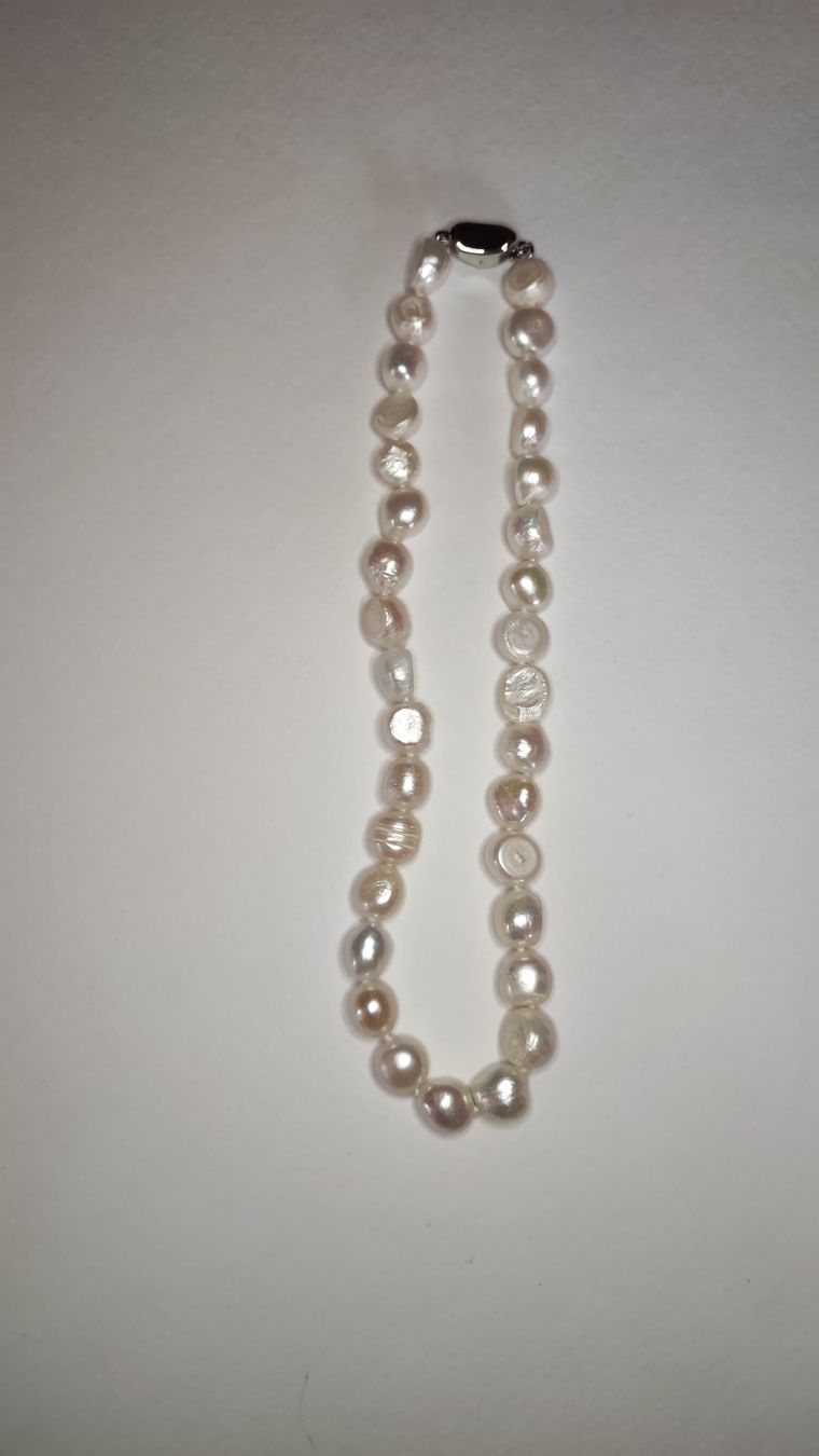 Catenine: Perlenkette echte Perlen 34cm 9-10cm – Nuovo e nell'imballaggio originale da Gstaad venduto da Kunst1996