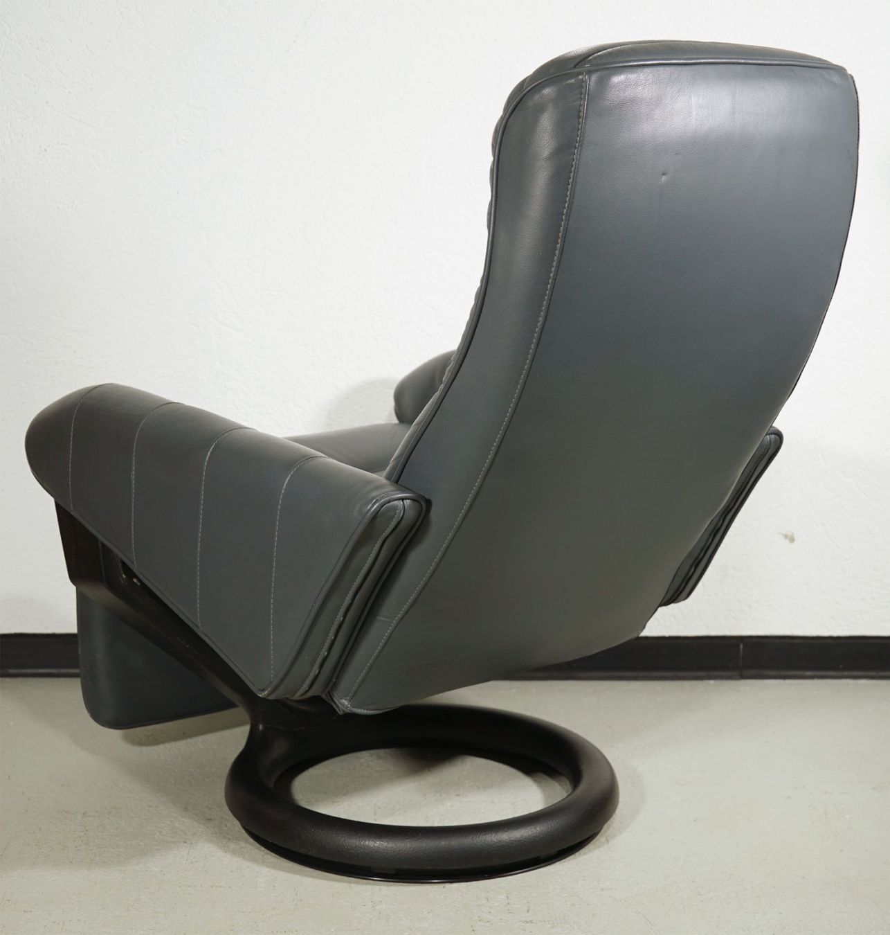 Poltrone: Dänischer Designklassiker Relaxsessel Action Recliner – Usato da Meggen venduto da Trouvaillen 6