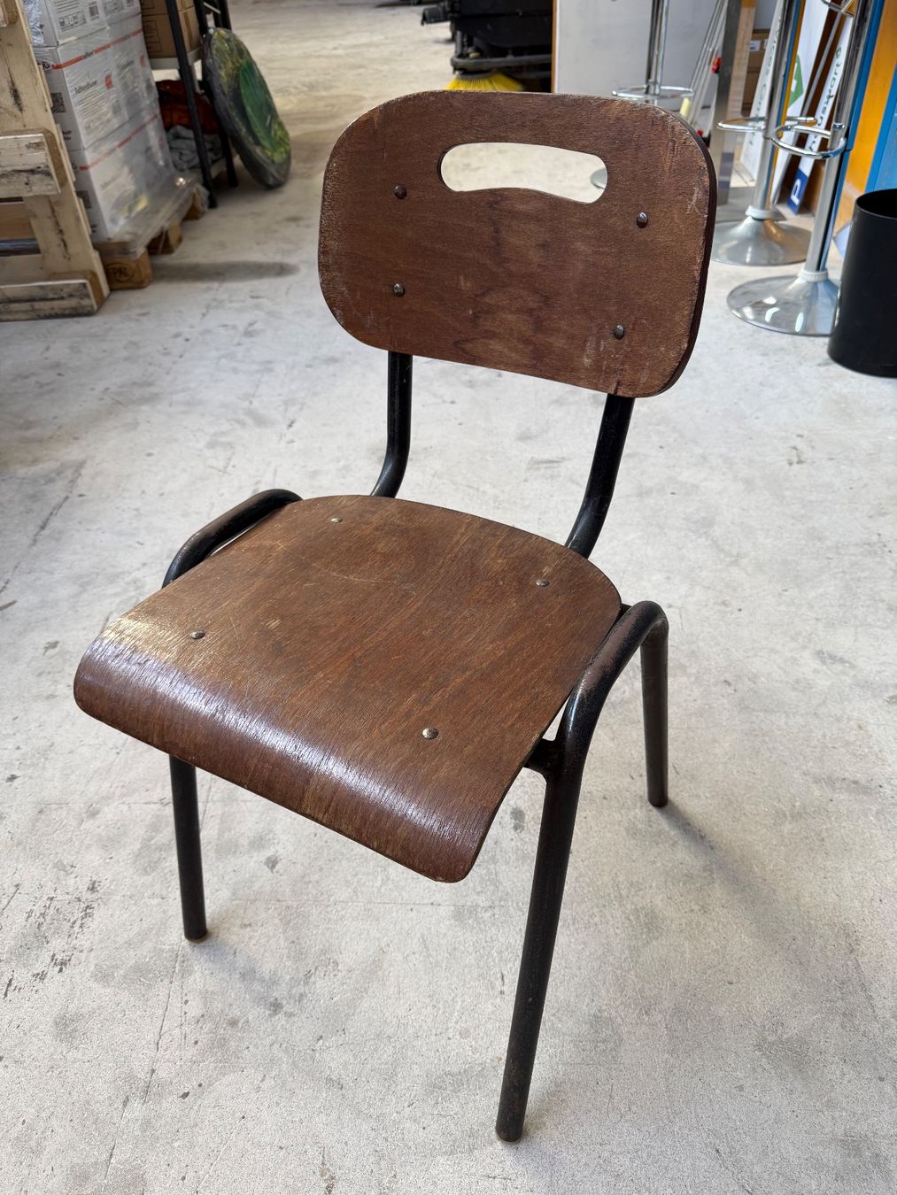 Sedie: Vintage, Stuhl, Schule, Holz, Rustikal – Usato da Lenzburg venduto da AlessioMichelli