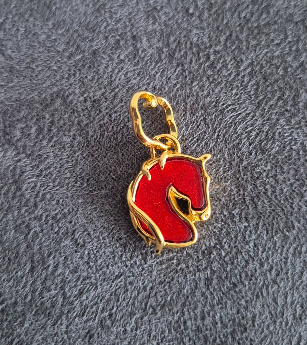 Ciondoli: Silber Charm Pferd +Garantie – Nuovo (secondo la descrizione) da Rotkreuz venduto da Carbone_Bijou-Shop
