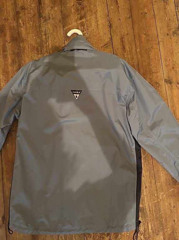 Vestes: Regenjacke Rukka – D'occasion à Bern par lke_y6gm 2