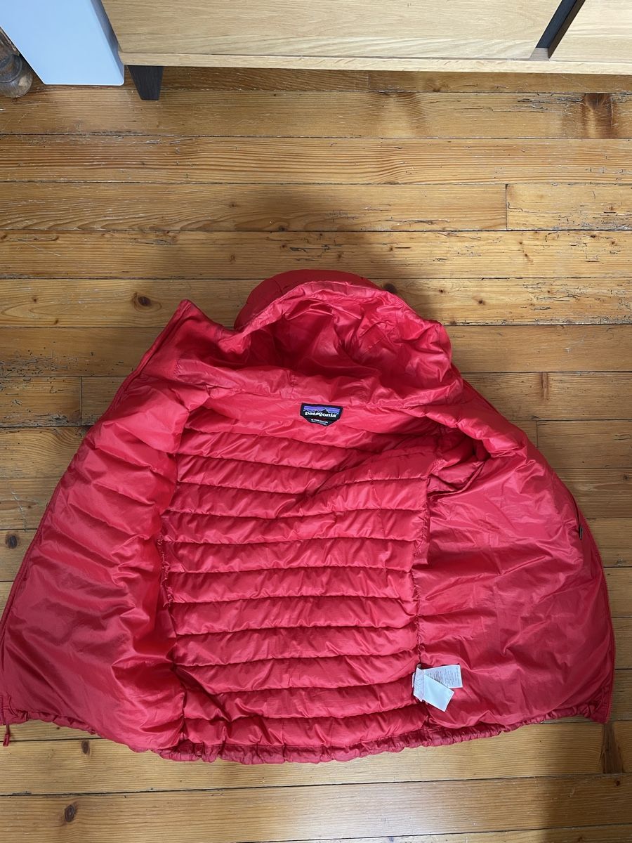 Patagonia Jacken: Doudoune Patagonia rouge taille M – Gebraucht aus Bex von matgex 2