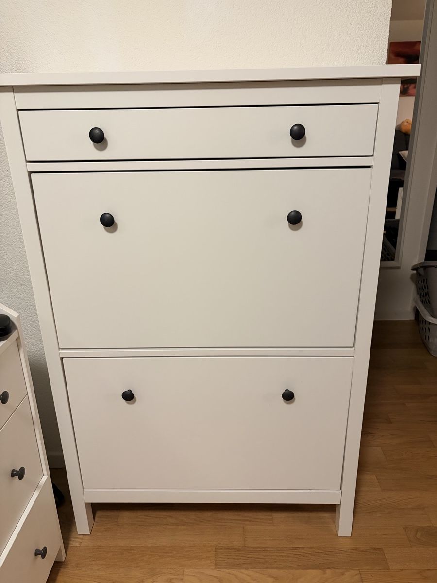 Cassettiere: IKEA HEMNES Schuhschrank – Usato da Domat/Ems venduto da Jerryjf
