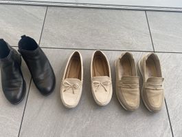 Drei Paar Damenschuhe gebraucht