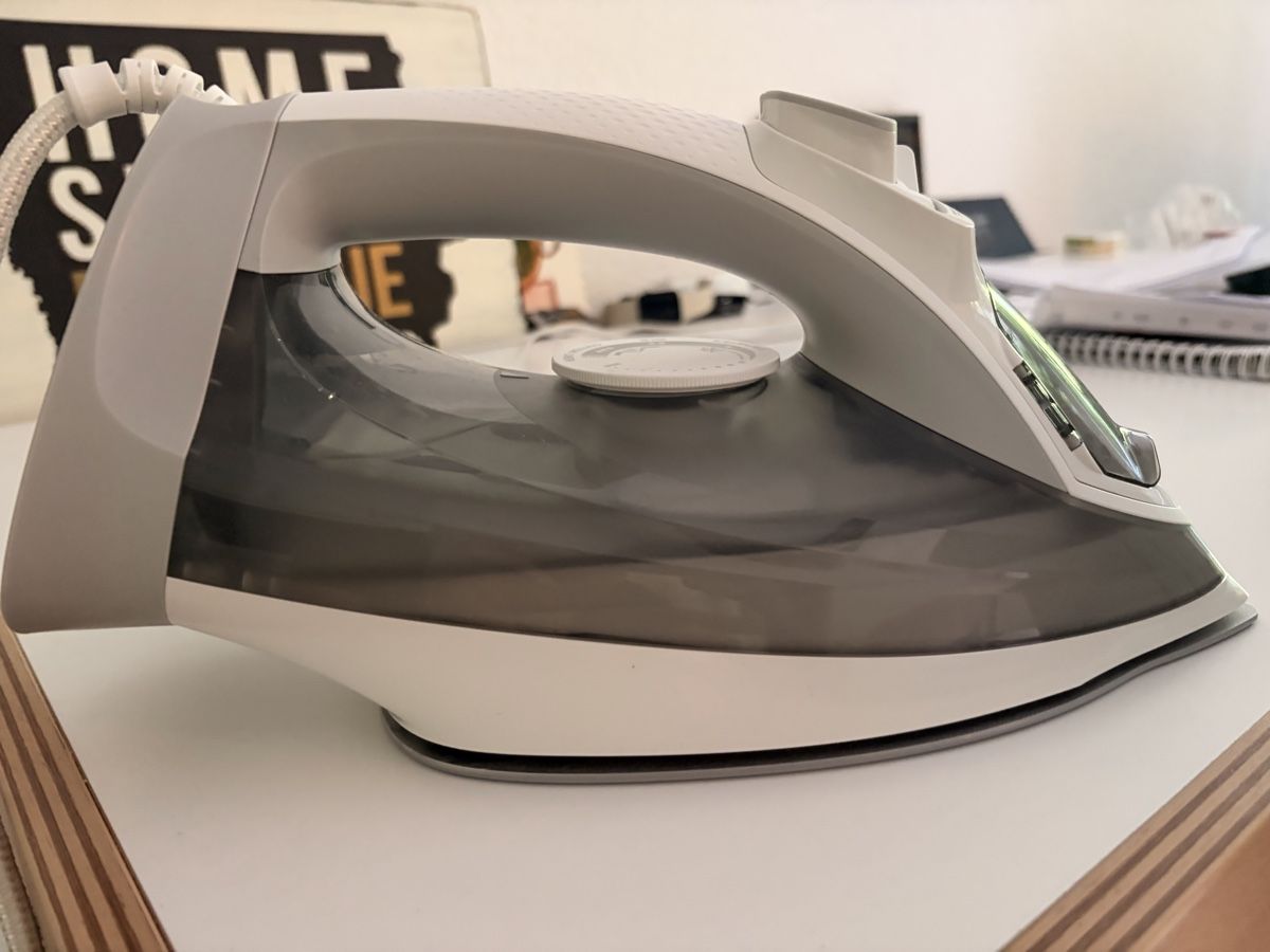Philips Ferri da stiro: Philips SteamGlide Plus 5000 Series Iron, 2000W, Used – Usato da Zürich venduto da and_yzc2 2