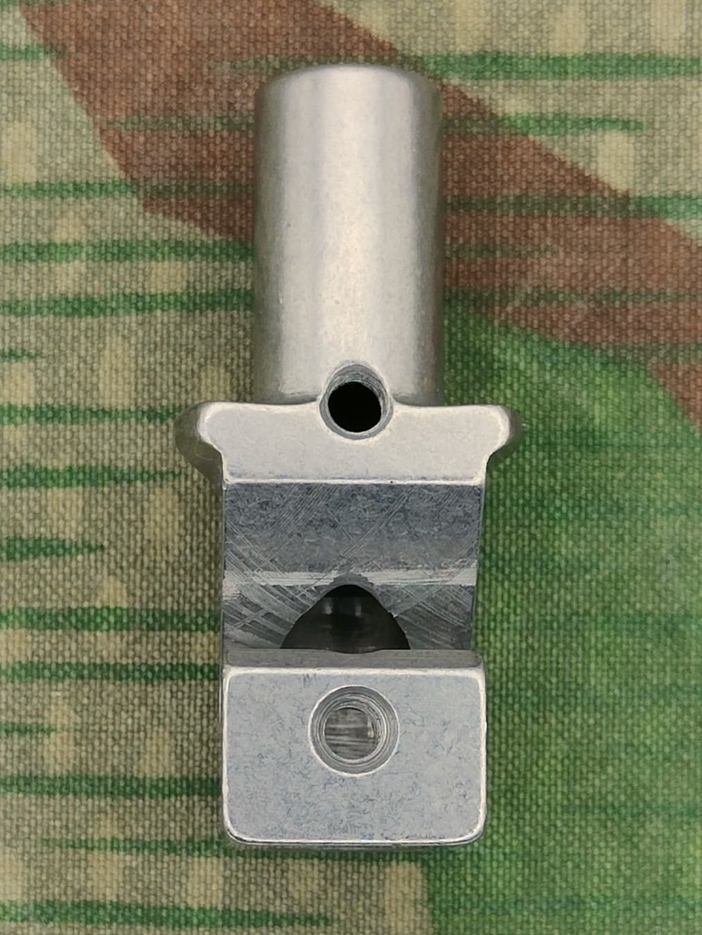 Schweizer Armee Stichwaffen: Knauf zu Bajonett Ord. 1957 – Gebraucht aus Bauma von SwissMilitaria