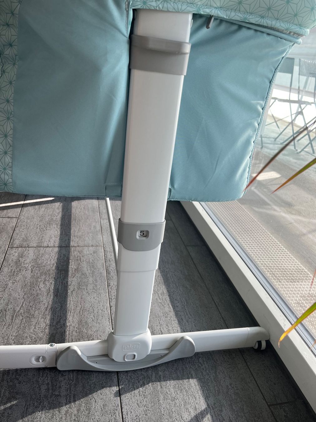Chicco Letti: CoDodo Next2me Dream bleu clair Chicco avec 2 draps adaptés – Usato da Estavayer-le-Lac venduto da stelina13 1