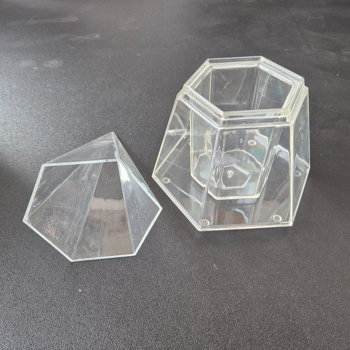 Altro: Plexiglas Acryl Weinkühler Champagner / Sektkühler Pyramide – Usato da Nottwil venduto da Wondewa-Shop 3