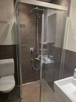 Duschkabine mit Regendusche und Handbrause Glas