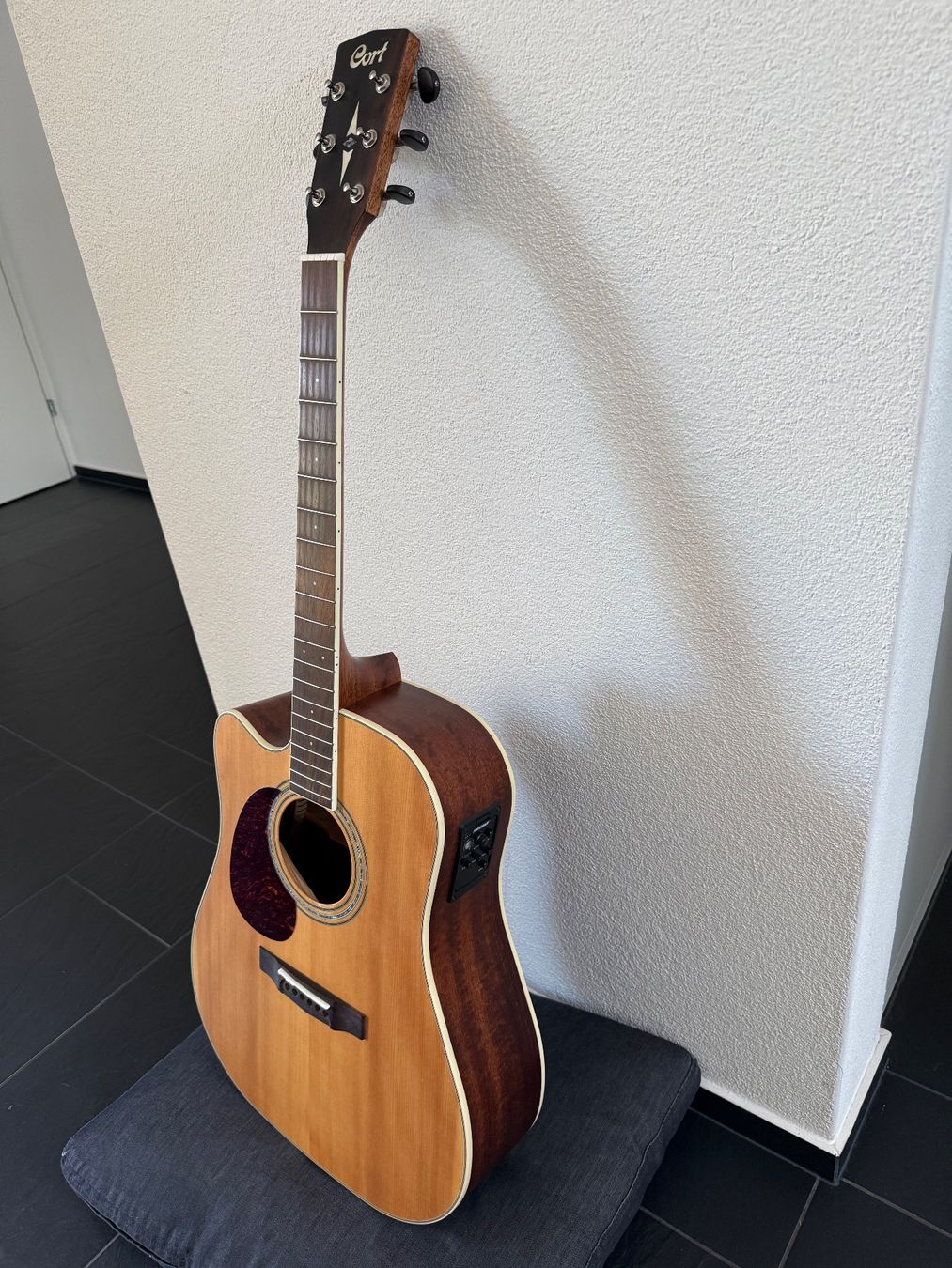 Musikinstrumente: Lefthand Acoustic Guitar – Gebraucht aus Wettingen von CJJ 4