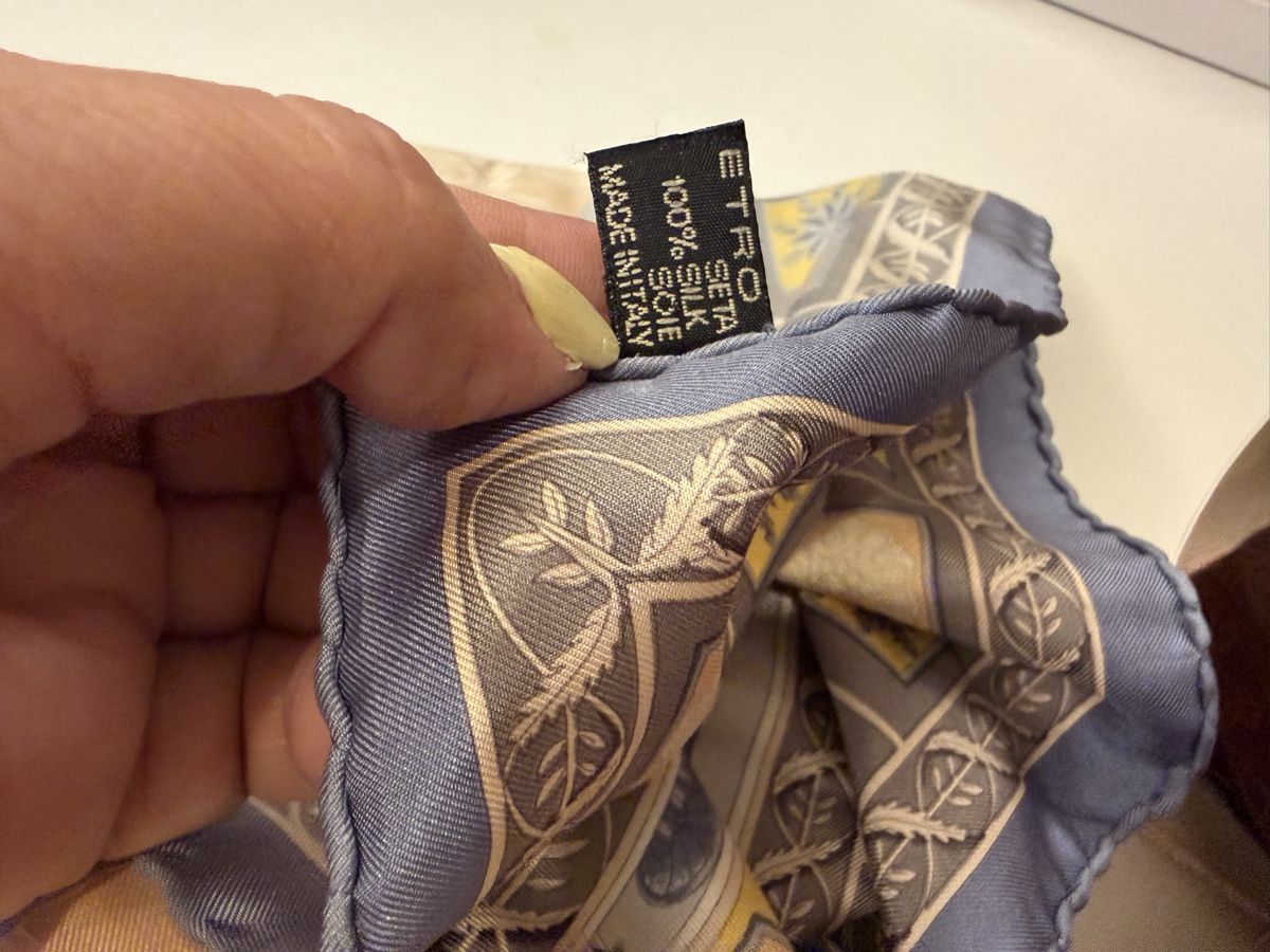 Etro Foulards, Tücher & Schals: Etro silk scarf 90x90 – Gebraucht aus Mendrisio von ketolin 1