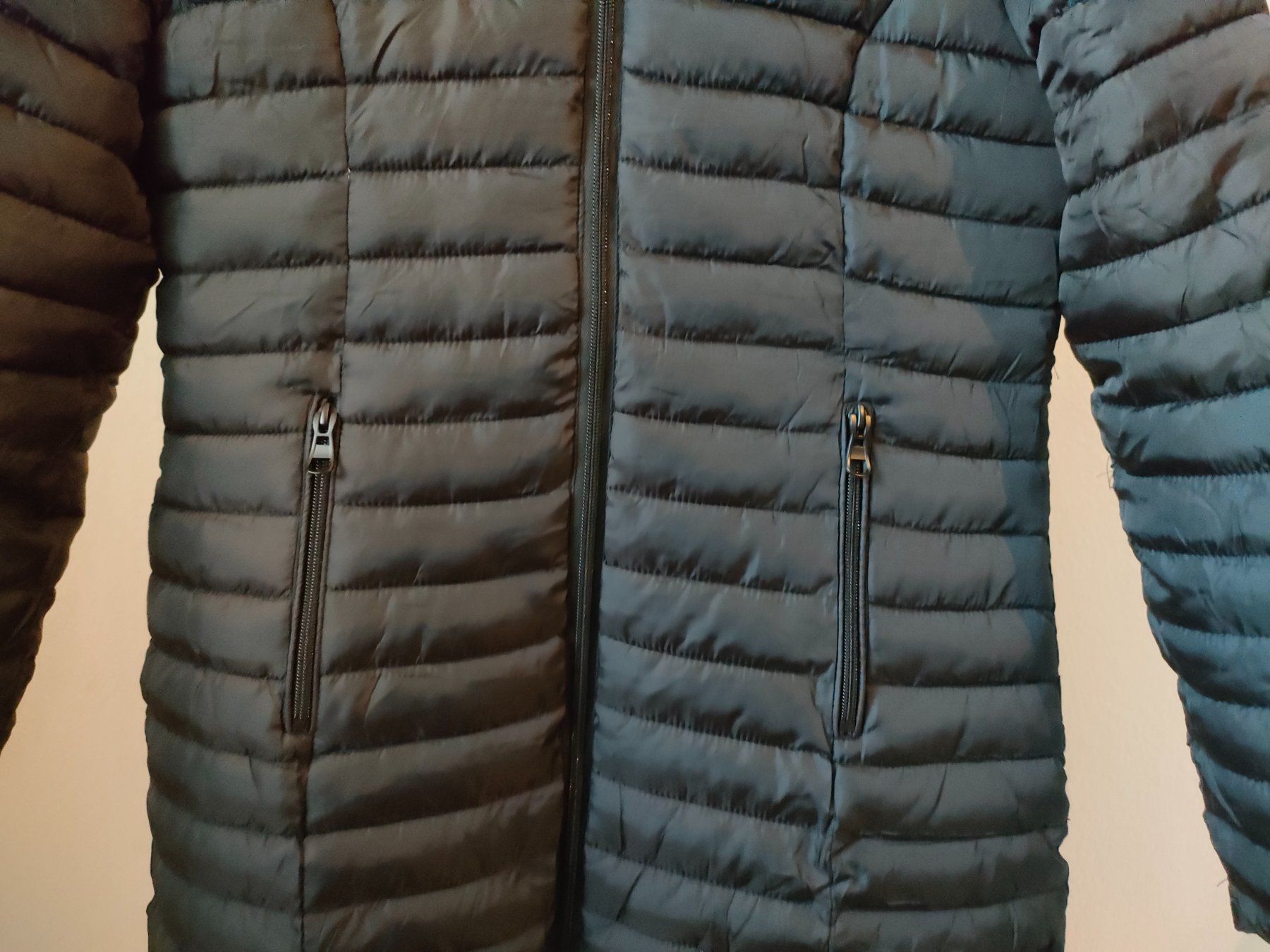 Giacche: Wunderschöne schwarze Jacke mit Kapuze – Nuovo (secondo la descrizione) da Dietikon venduto da MJ_Sporting 3
