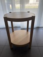 Couchtisch mit zwei Ablagen neuwertig