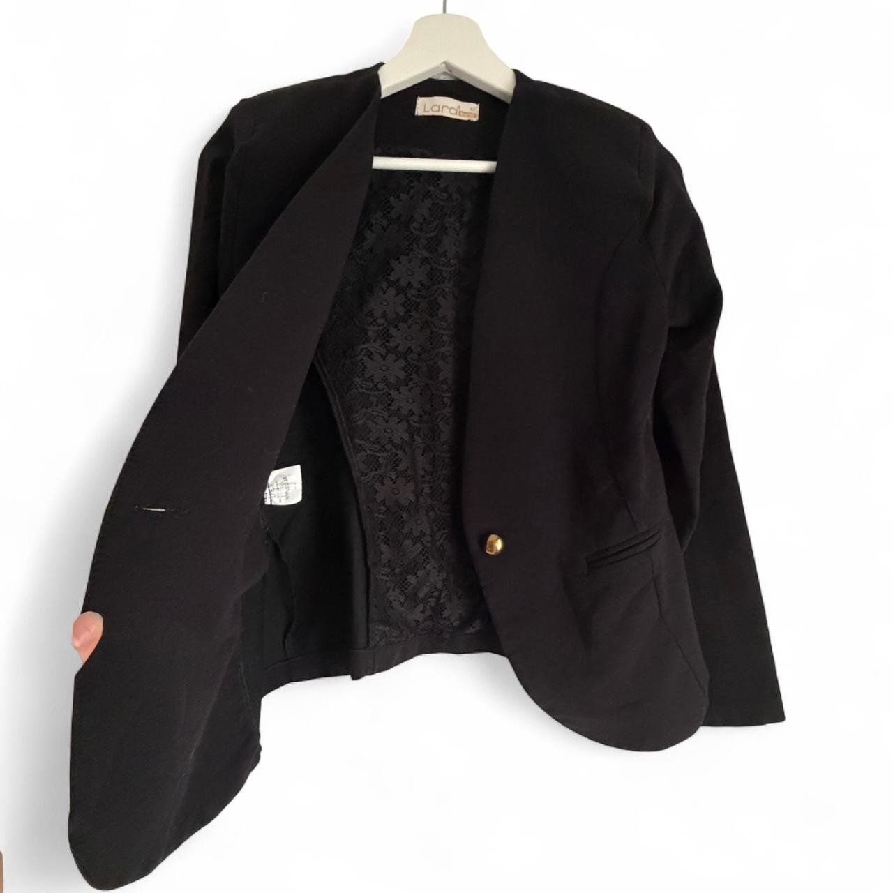 Giacche: Women's Black Jacket – Usato da Zürich venduto da onlyifashion 1