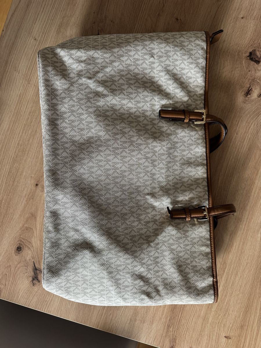 Michael Kors Borse da donna: Michael Kors Totebag – Usato da Wädenswil venduto da sar_cv6m 2