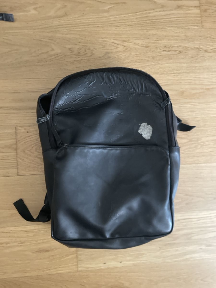 Rains Rucksäcke: Rucksack – Gebraucht aus Zürich von Laurin1234