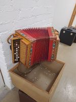 schwyzerorgeli ton B 18 basses 