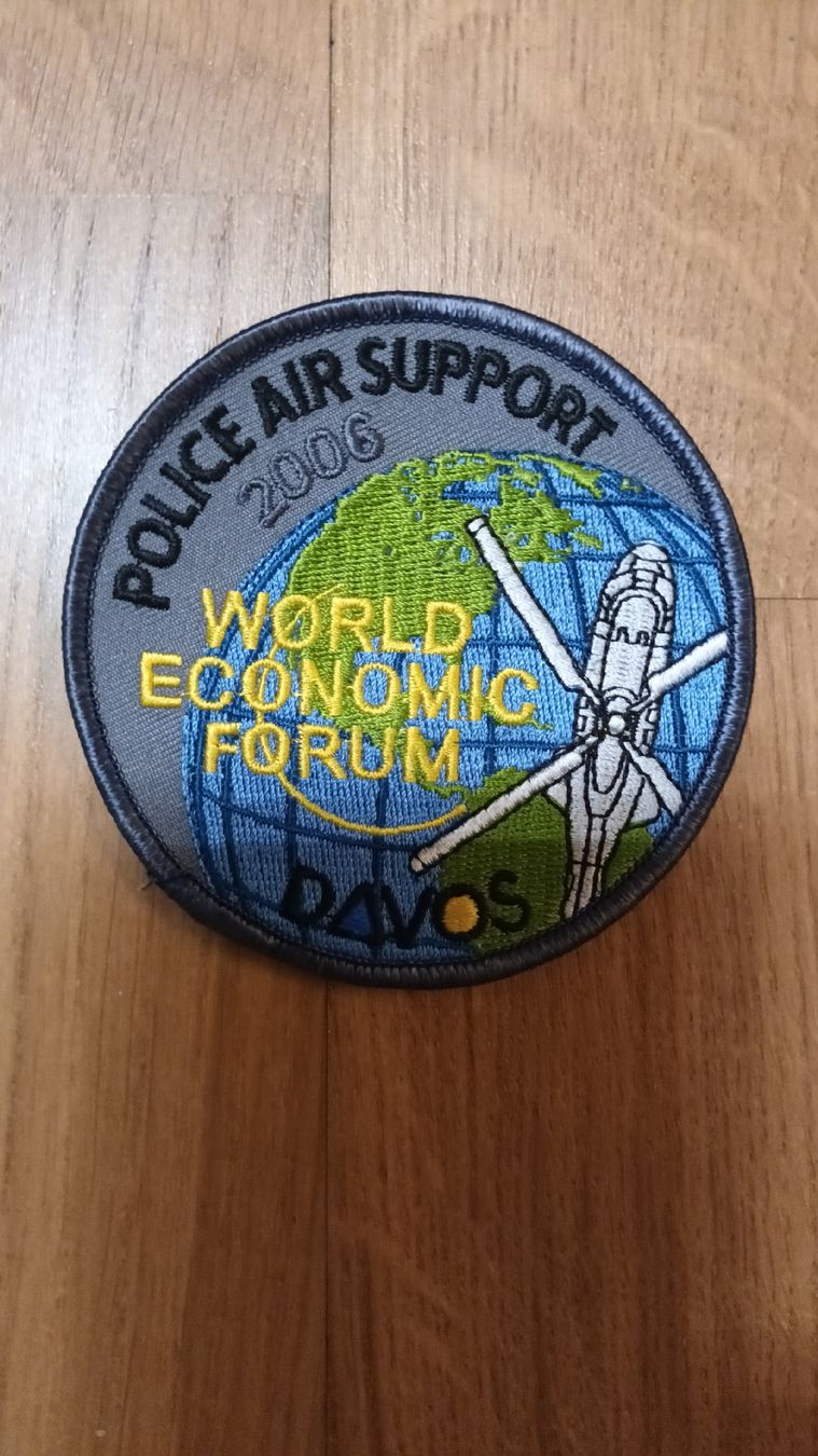 Insignes: Patch WORLD ECONOMIC FORUM von 2006 Davos – D'occasion à chur par erika025
