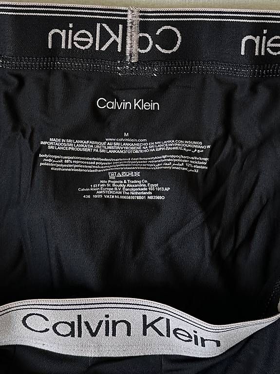 Pantaloni: Calvin klein Shorts Grösse M – Usato da Maienfeld venduto da tobeyl2020 2