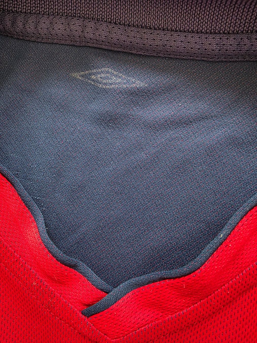Umbro Canottiere & Pantaloni: ENGLAND 2006/2008 TRIKOT – Usato da Lüchingen venduto da Jersey_Time 2