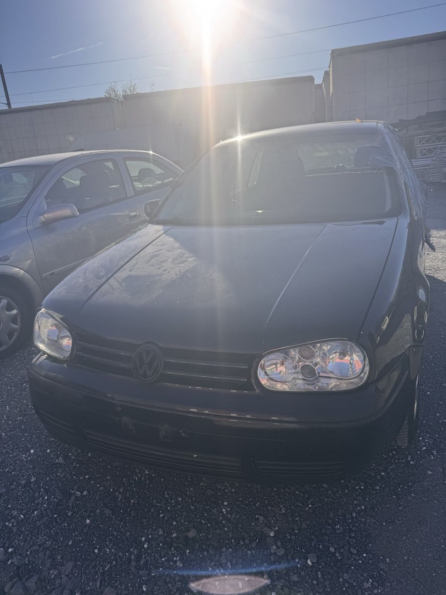 Automobili: Golf 4 1.8  – Usato da Berneck venduto da mik_97nb 1