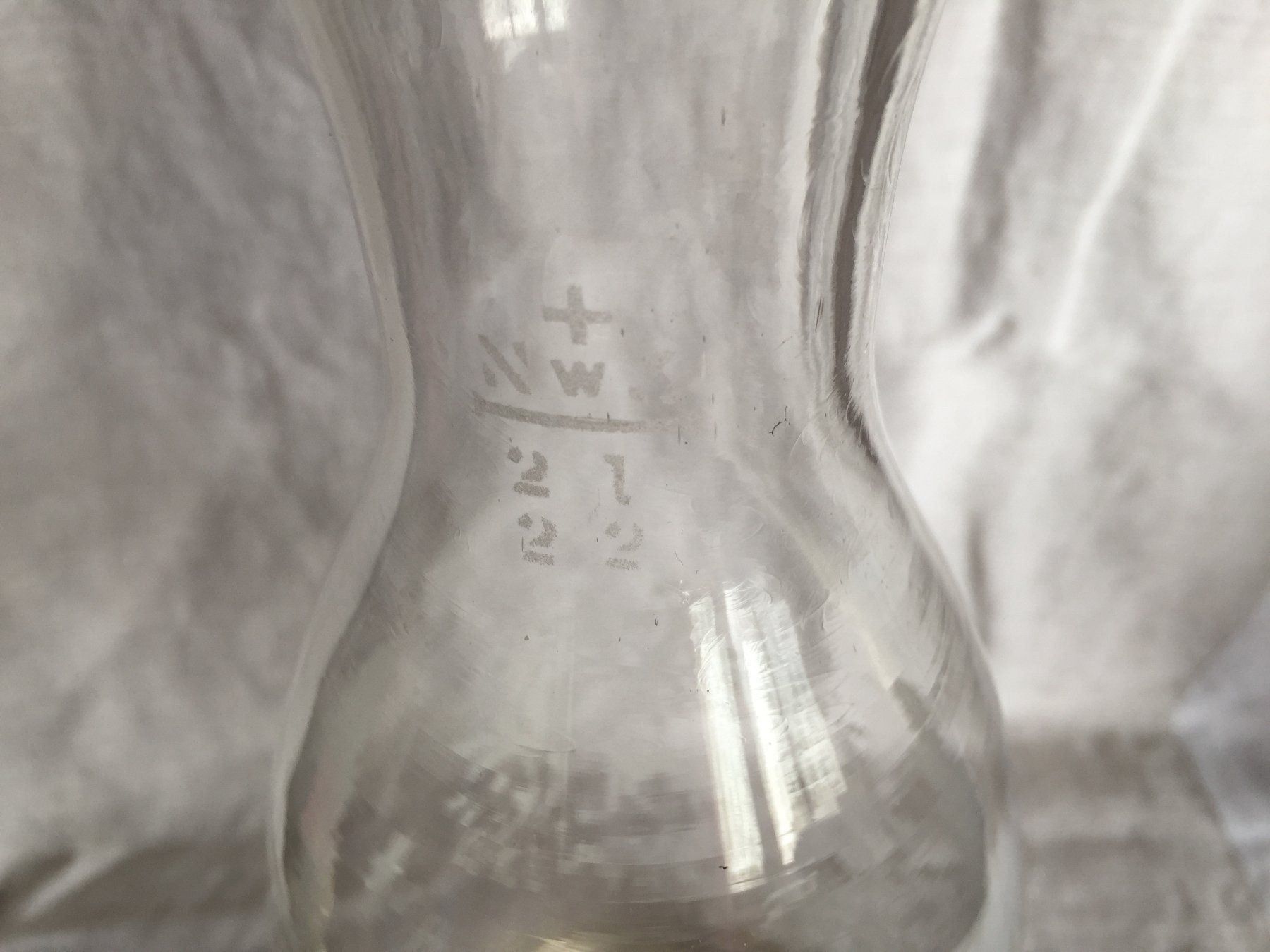 Flaconi: Flacon 2litres de 1922 décoré – Usato da Ste-Croix venduto da BuffetSC 4