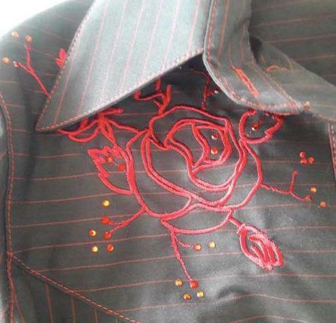 Camicette: Camicia con ricami e decorazioni – Usato da Baar venduto da fla_v78d