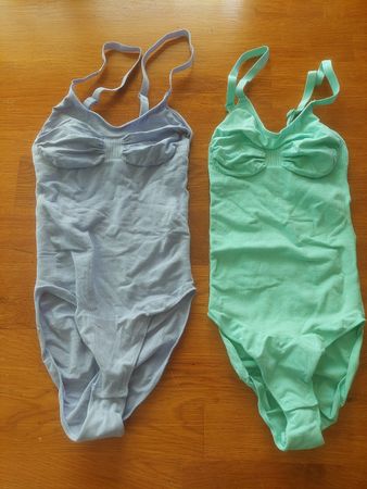 2 Stk. neuwertige Body Cfab Creamyfabrics Gr. S