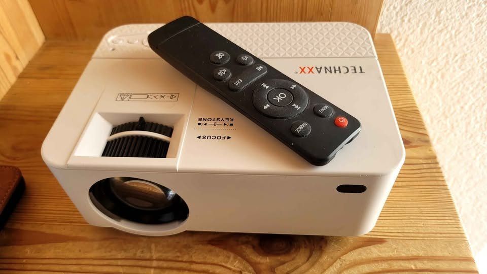 Technaxx Proiettori: Technaxx Beamer TX-134 Full HD – Usato da Niederscherli venduto da fab_289x 3