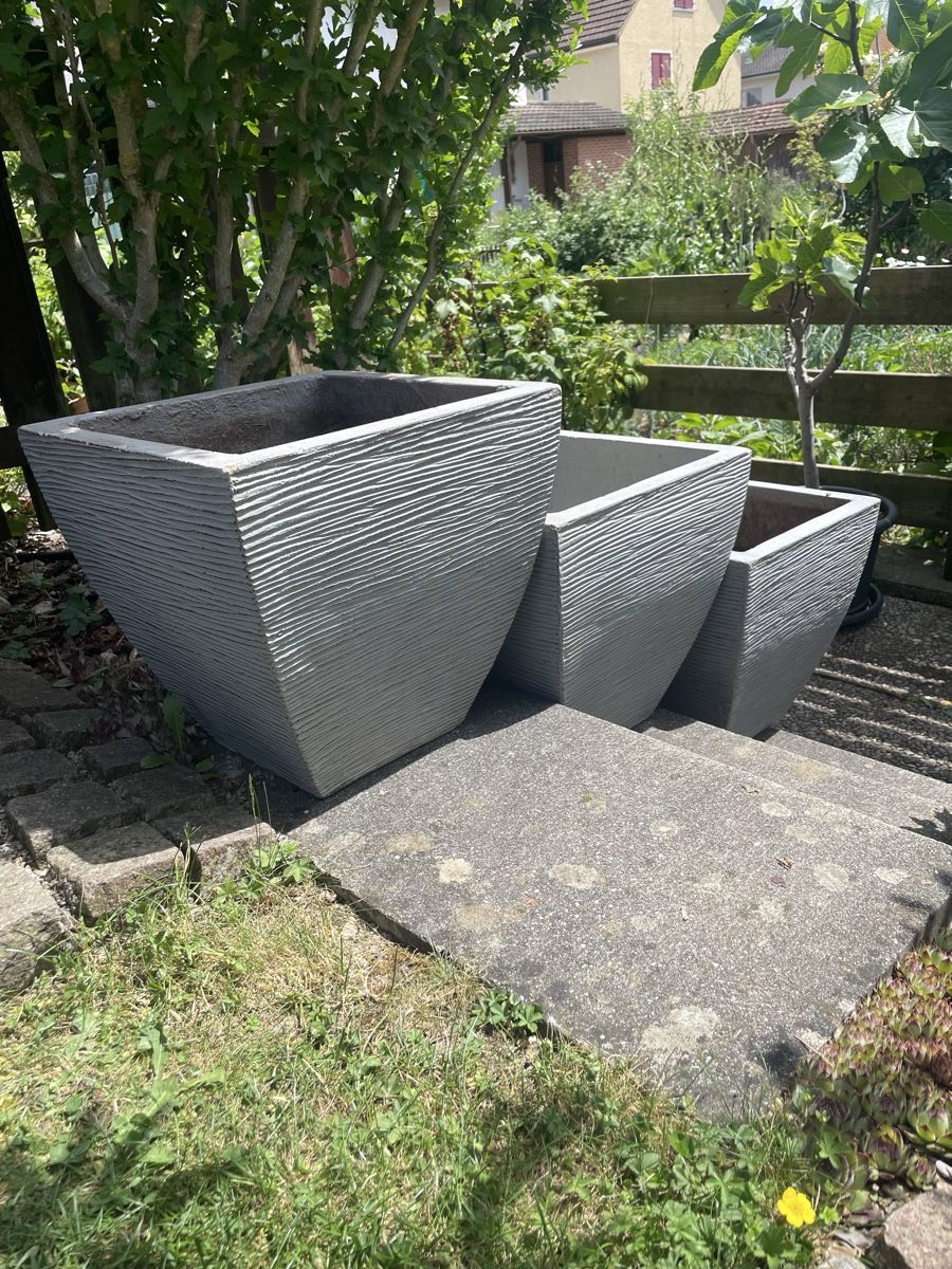 Vasi per fiori: Pflanzentopf 3 Stk. – Usato da Laufen venduto da bia_7vr6 1