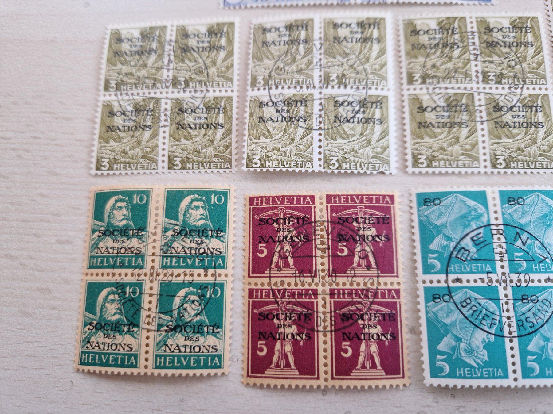 Tutti i francobolli: Ansammlung CH 4er Blöcke, ab 1.- – Usato da Burgdorf venduto da Glossy01 1