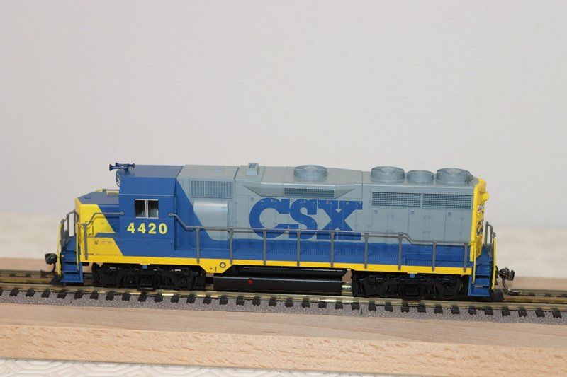 Kato Modelleisenbahnen: Kato US Lok ( 531 ) – Gebraucht aus Kerzers von Winu64 3