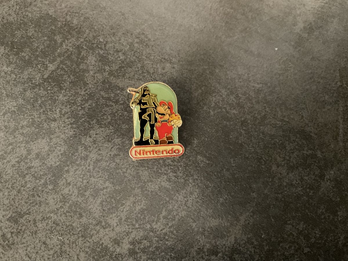 Nintendo Placchette & Badge: Nintendo pins – Usato da Sion venduto da Alex3310