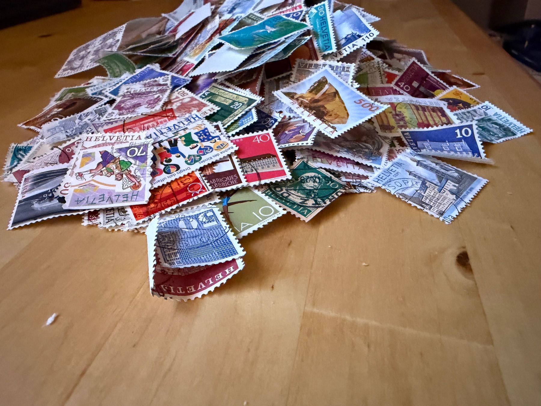 Tutti i francobolli: Briefmarken Schweiz abgelöst – Usato da Oberbuchsiten venduto da Rpv 3